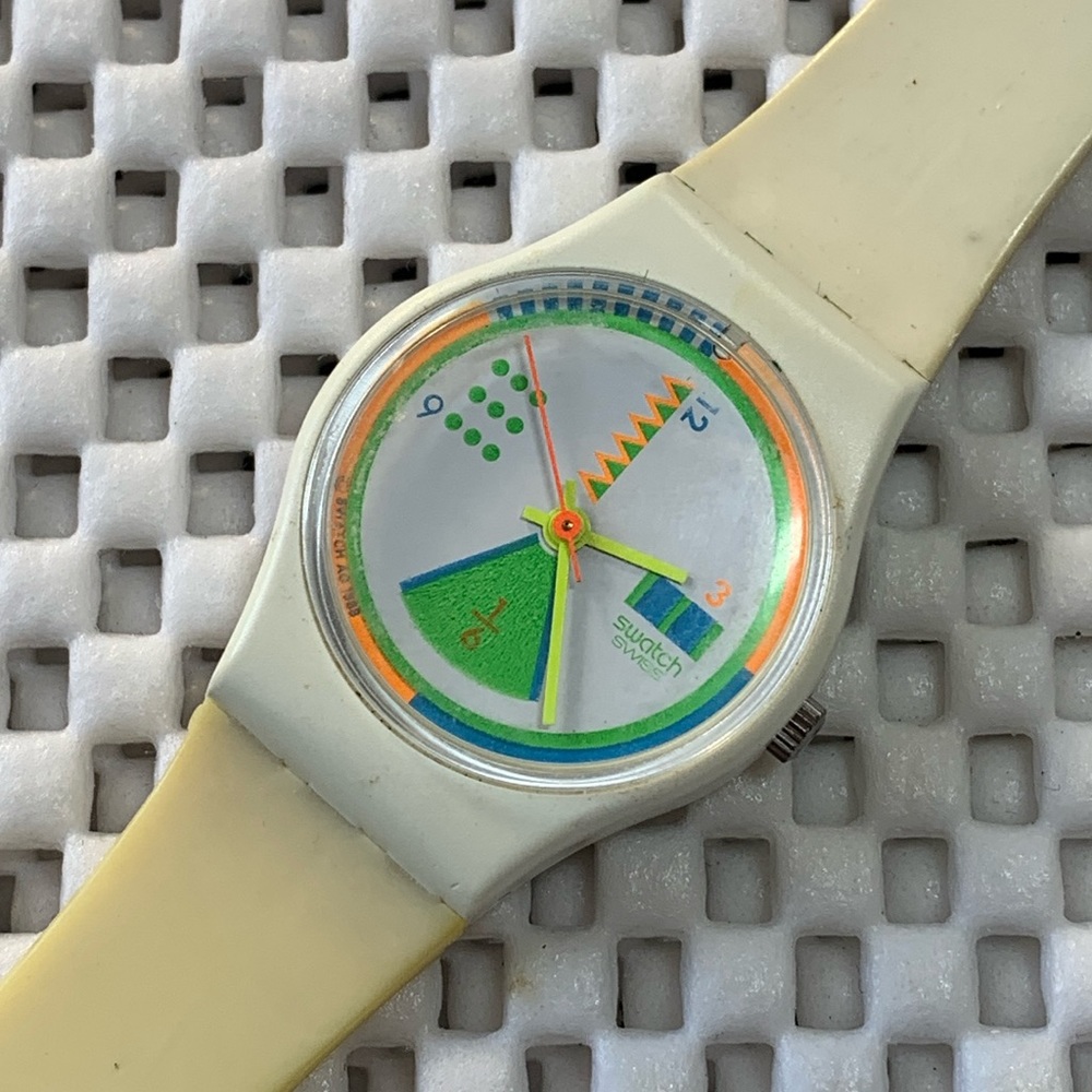 Swatch Watch - LW124 - GREENGO